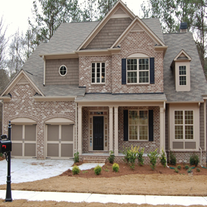 luxury homes at Oakwood Creek