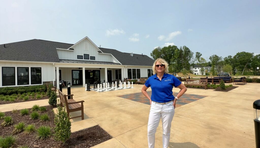 Clubhouse at Cascades at Embrey Mill, led by Jolette Reimann